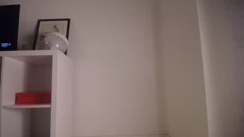 Snapshot of frasalv chatting on 02/15/26, 06:04 francescosal online show from 02/15/26, 06:04