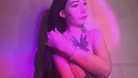 mistress Bastet and  mintcola online show from 01/16/25, 09:08