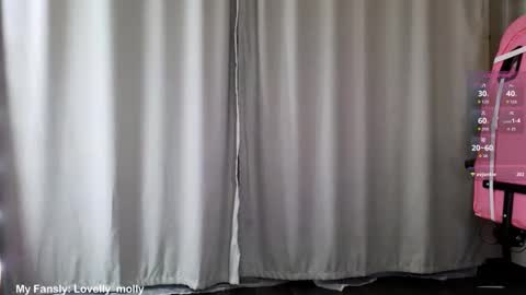 Snapshot of frauchocolate chatting on 10/11/25, 06:50 Alice online show from 10/11/25, 06:50