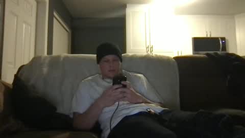 Snapshot of freaksondemand chatting on 11/17/25, 02:28 freaksondemand online show from 11/17/25, 02:28