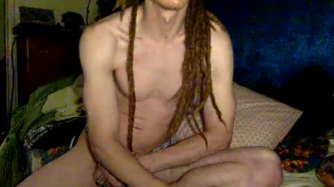 Squirrel twink online show from 12/04/25, 11:46