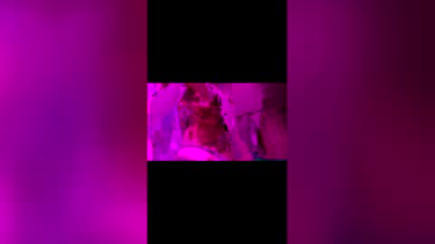 Squirrel twink online show from 12/15/25, 08:51