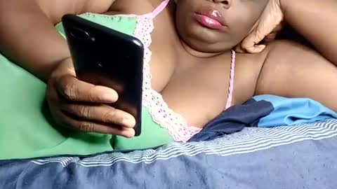 freaky08 online show from 10/17/25, 06:10