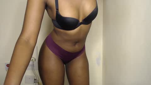 Snapshot of freaky_ass chatting on 01/18/25, 02:33 Berry online show from 01/18/25, 02:33