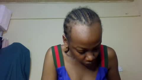 freaky_beauty online show from 07/05/26, 07:15