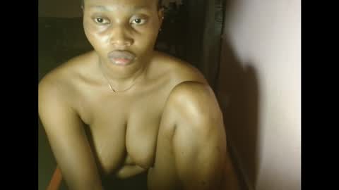 luna online show from 11/20/25, 04:23