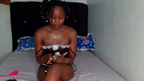 Snapshot of freaky_shyy chatting on 01/09/26, 10:40 freaky-shazy online show from 01/09/26, 10:40