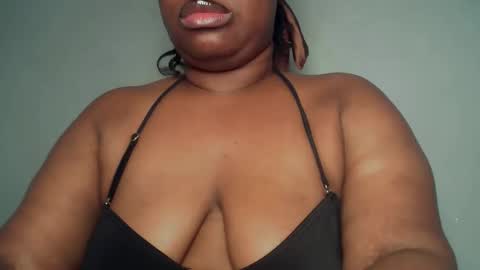 Snapshot of freaky_slut5 chatting on 04/29/26, 04:49 freaky slut5 online show from 04/29/26, 04:49