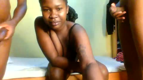 freakyg292511 online show from 03/15/26, 05:24