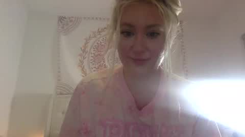 Snapshot of freakymadison chatting on 05/08/26, 05:57 freakymadison online show from 05/08/26, 05:57