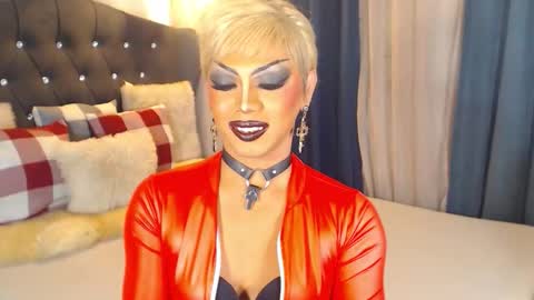 FREAKY ZIZI online show from 01/13/26, 09:31