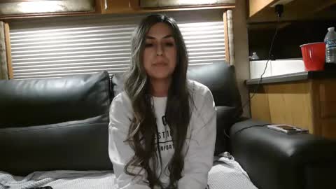 freckles4444 online show from 12/14/25, 05:46