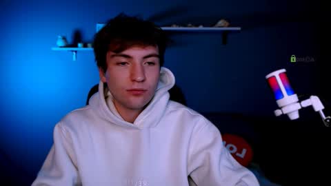 Snapshot of fred_strong chatting on 11/29/25, 07:50 Freddy online show from 11/29/25, 07:50