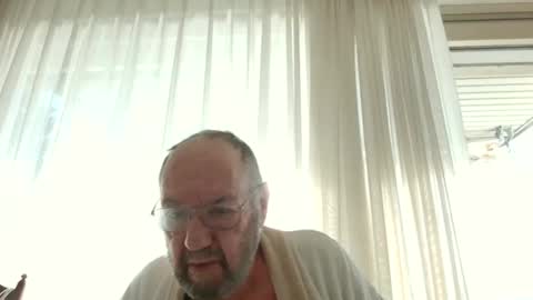 Snapshot of fredaldavid chatting on 01/12/25, 09:40 David Fredal online show from 01/12/25, 09:40