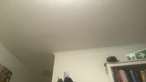 freddy3399 online show from 12/18/25, 08:42