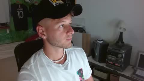 Frederick Perin online show from 07/10/26, 01:14