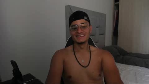 Snapshot of fredericsloan chatting on 03/02/26, 08:59 Frederic Sloan online show from 03/02/26, 08:59