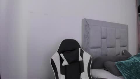 Snapshot of fredericsloan chatting on 03/04/26, 07:20 Frederic Sloan online show from 03/04/26, 07:20