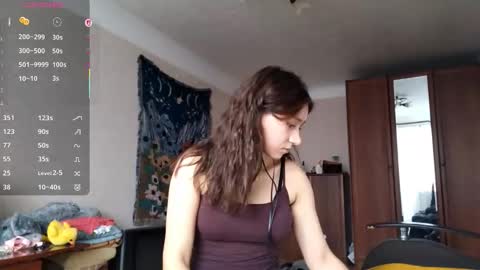 Mia online show from 10/28/25, 09:35