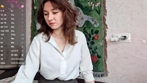 Mia online show from 03/29/26, 08:14