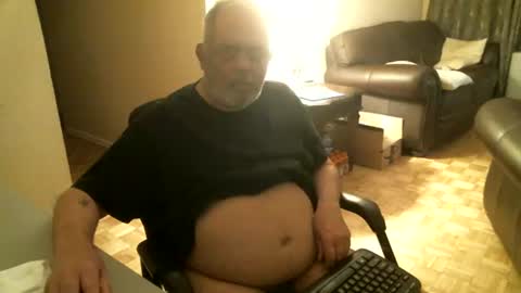 Snapshot of fredthetiger chatting on 07/30/26, 02:54 fredthetiger online show from 07/30/26, 02:54