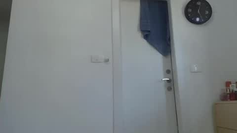 Snapshot of free_naked chatting on 06/18/26, 09:14 beilish online show from 06/18/26, 09:14