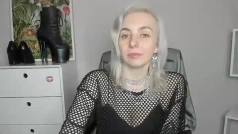 Snapshot of freeanne chatting on 06/16/26, 06:38 Anne online show from 06/16/26, 06:38