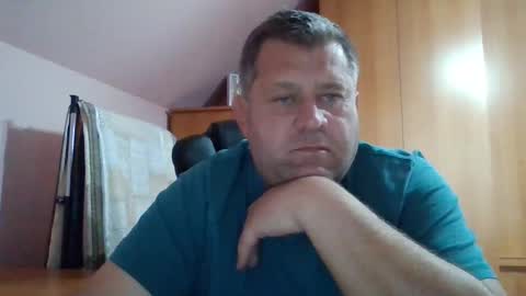 freeboy80180 online show from 11/18/25, 02:43