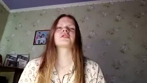 Snapshot of freedaskretowicz chatting on 06/13/26, 06:11 Leri online show from 06/13/26, 06:11