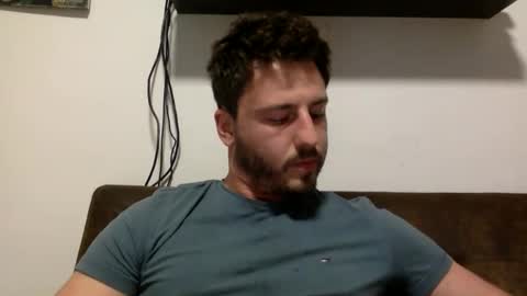 Snapshot of freeeeeeench chatting on 11/17/25, 10:48 freeeeeeench online show from 11/17/25, 10:48