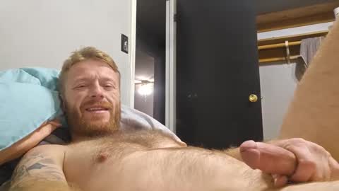 Snapshot of freefallin2222 chatting on 10/27/25, 12:31 freefallin2222 online show from 10/27/25, 12:31