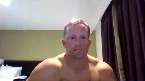 Snapshot of freeusemuscle chatting on 07/14/26, 09:09 freeusemuscle online show from 07/14/26, 09:09