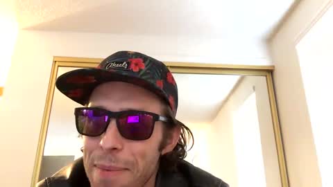 freeyourmind247 online show from 12/04/24, 06:17