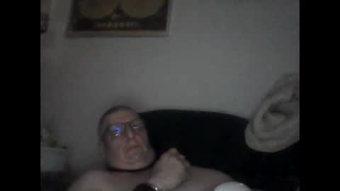 Snapshot of frefredo chatting on 12/03/25, 10:08 fred online show from 12/03/25, 10:08