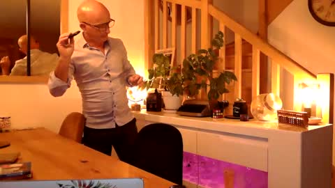 Frenchdaddylove online show from 06/02/26, 06:43