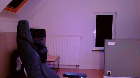 French fries online show from 11/07/25, 07:03