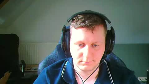 Snapshot of frenchfrieswithmayo chatting on 06/06/26, 02:11 French fries online show from 06/06/26, 02:11