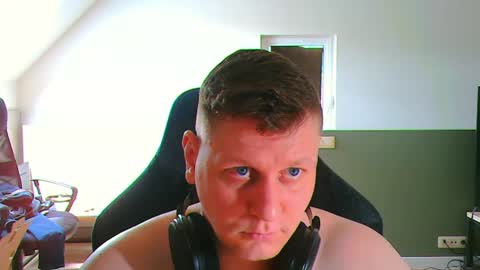 Snapshot of frenchfrieswithmayo chatting on 06/13/26, 12:58 French fries online show from 06/13/26, 12:58