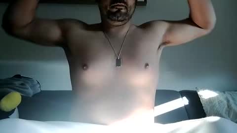 Horny french hard online show from 03/06/25, 07:36