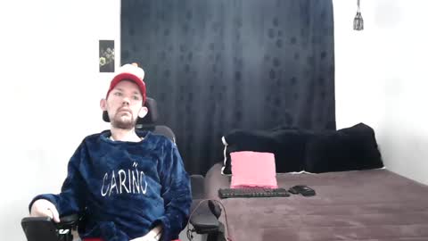 Thomas y Sophia online show from 12/22/24, 11:11