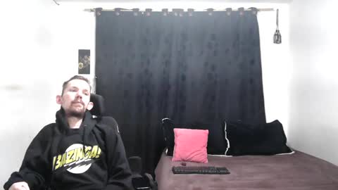 Thomas y Sophia online show from 12/28/24, 12:03