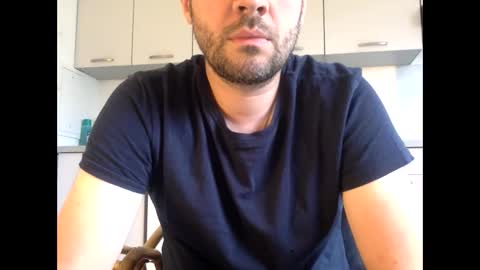 Snapshot of frenchy_from_paris chatting on 06/08/26, 05:13 frenchy_from_paris online show from 06/08/26, 05:13