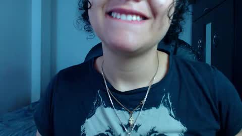 Louise  online show from 11/06/25, 01:23