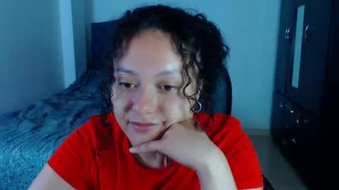 Snapshot of freud_x_louise1 chatting on 06/30/26, 11:44 Louise online show from 06/30/26, 11:44