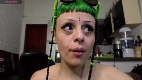 freyaa_sorceress online show from 10/13/25, 09:37