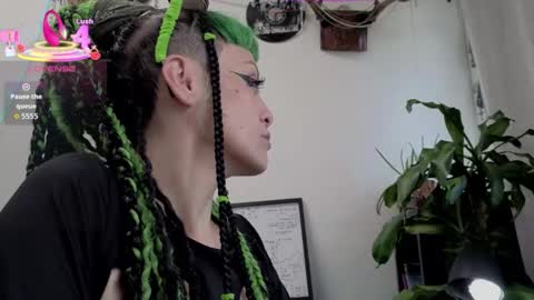 freyaa_sorceress online show from 10/21/25, 07:03