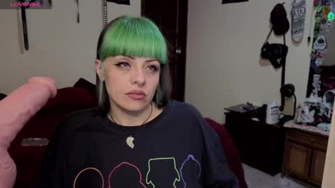 freyaa_sorceress online show from 12/21/25, 07:37