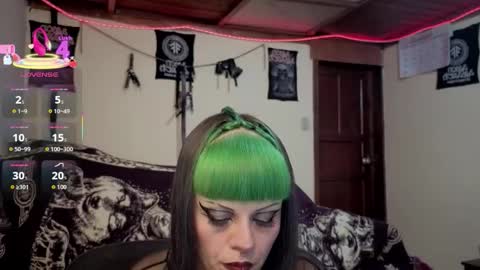 freyaa_sorceress online show from 02/12/26, 05:57