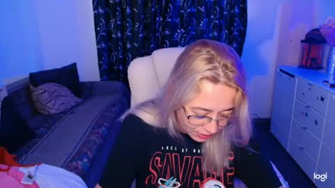 Snapshot of freyaamore chatting on 07/30/26, 06:34 ANNE online show from 07/30/26, 06:34