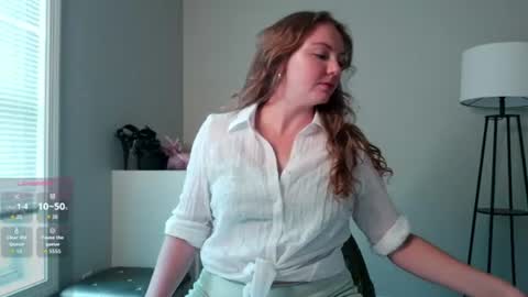 Snapshot of freyafux chatting on 06/11/26, 09:46 Miss Freya online show from 06/11/26, 09:46